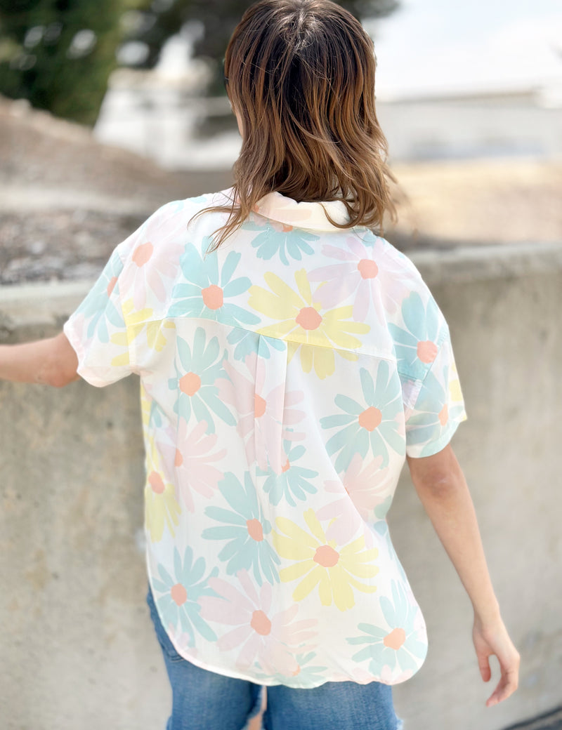 Happy Daisy Printed Short Sleeve Button Down Shirt Back View