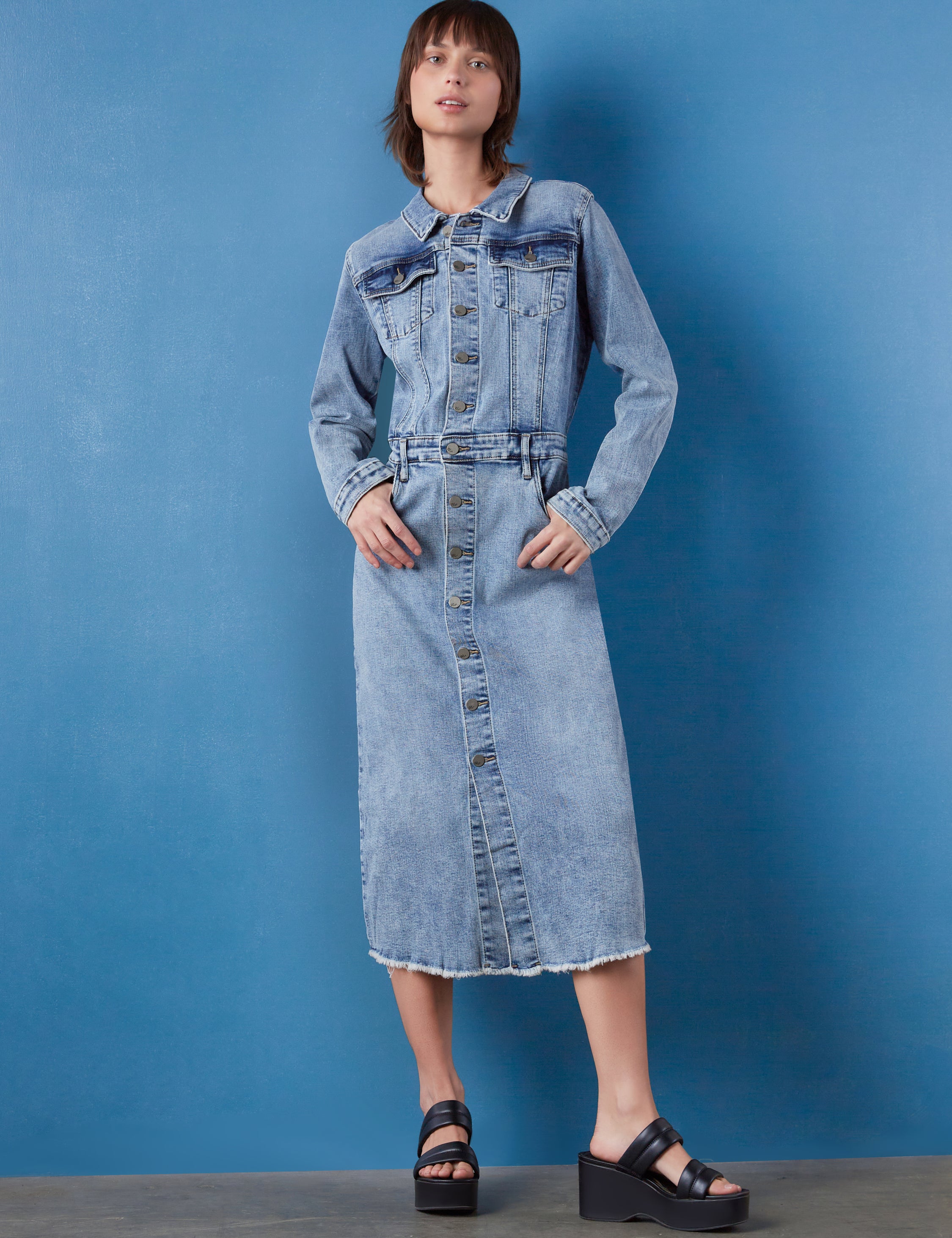 billy t denim dress Women’s Piece Dyed Denim Dress with Frayed Hem – Wash Lab Mineral Blue / M