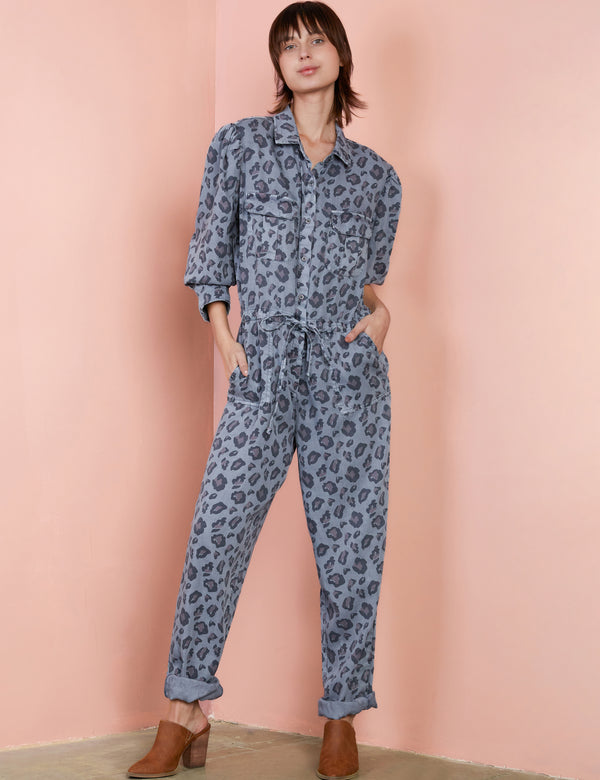 24/7 Jumpsuit in jungle print Front View