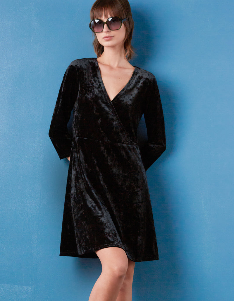 Billy T Velvet Skater Dress, Size M, Black Billy T Velvet Skater Dress, Size M, Black