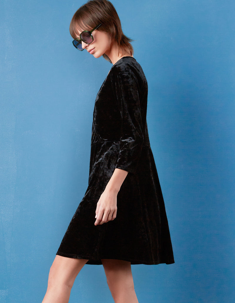 Billy T Velvet Skater Dress, Size M, Black Billy T Velvet Skater Dress, Size M, Black