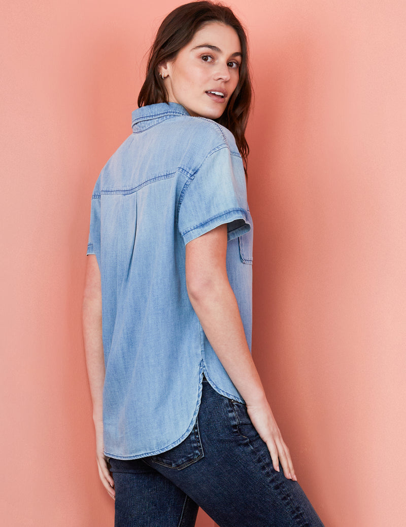 Women's Designer Class Denim Short Sleeve Button Down Shirt