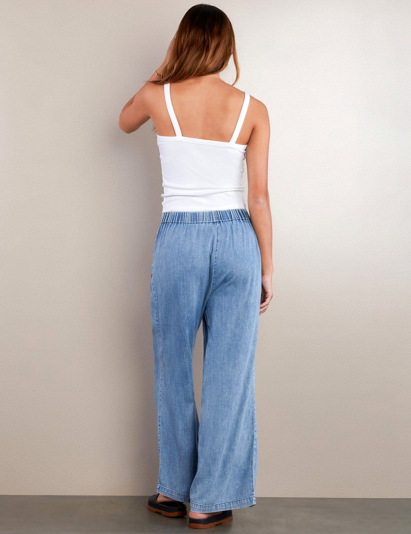 Soft Pleated Pants