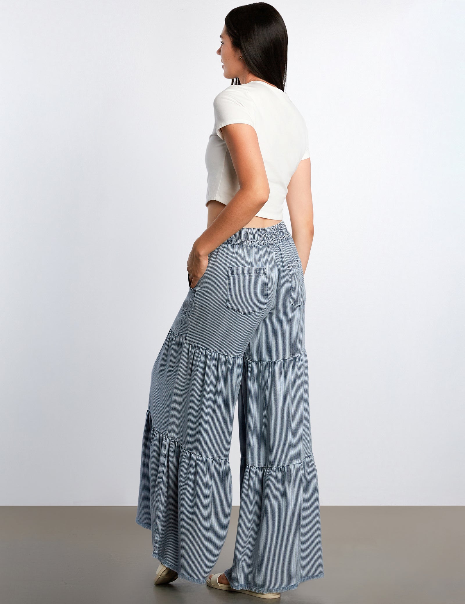Women's Fancy Flamenco Cut Wide-Leg Pants – Billy T – billytshop