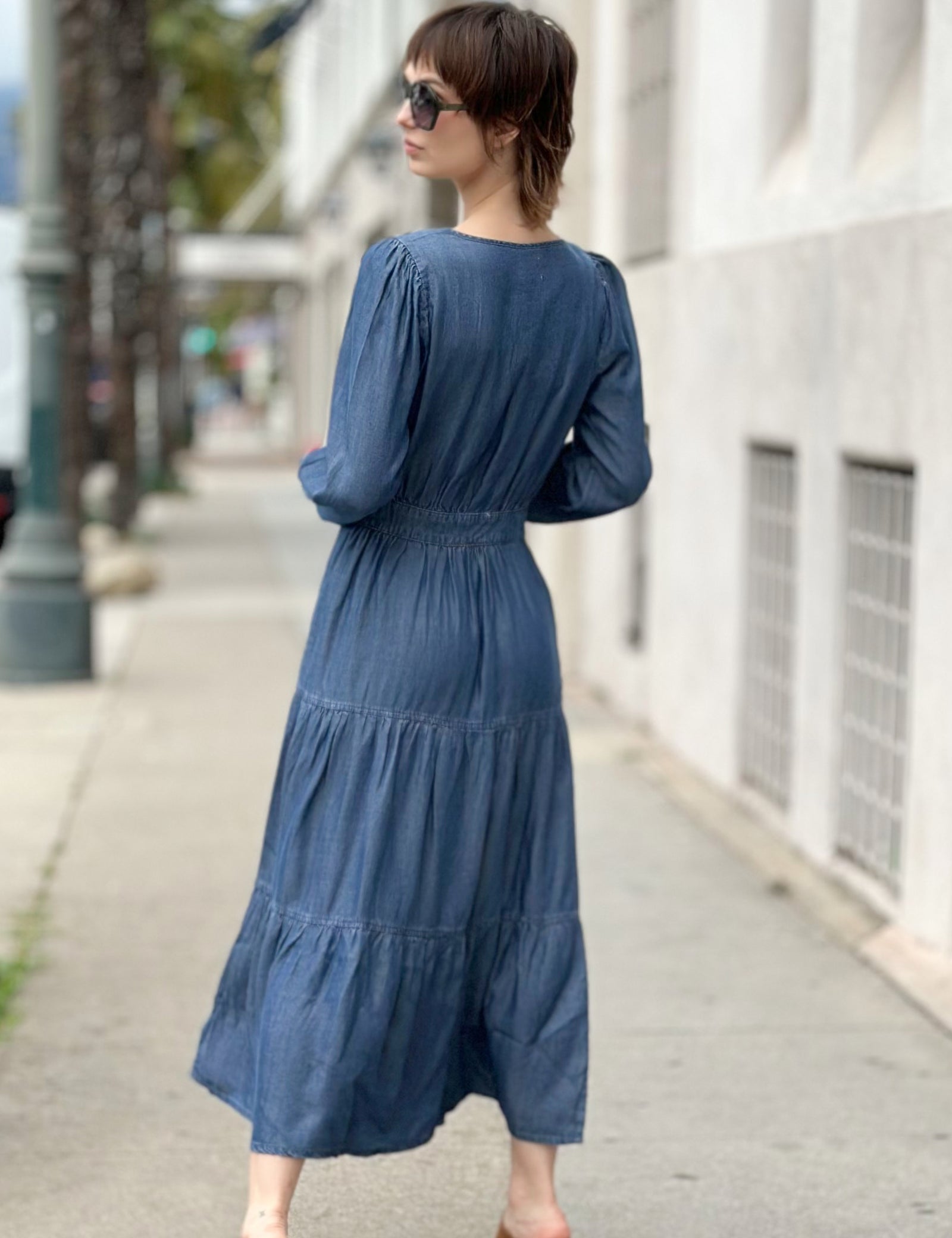 long sleeve denim dress maxi Women’s Layers with Tiered Silhouette – Wash Lab Deep Blue / L 55 Bust Zara short halter dress size_chart_clothing Variant:Sweetheart Pink XSmall