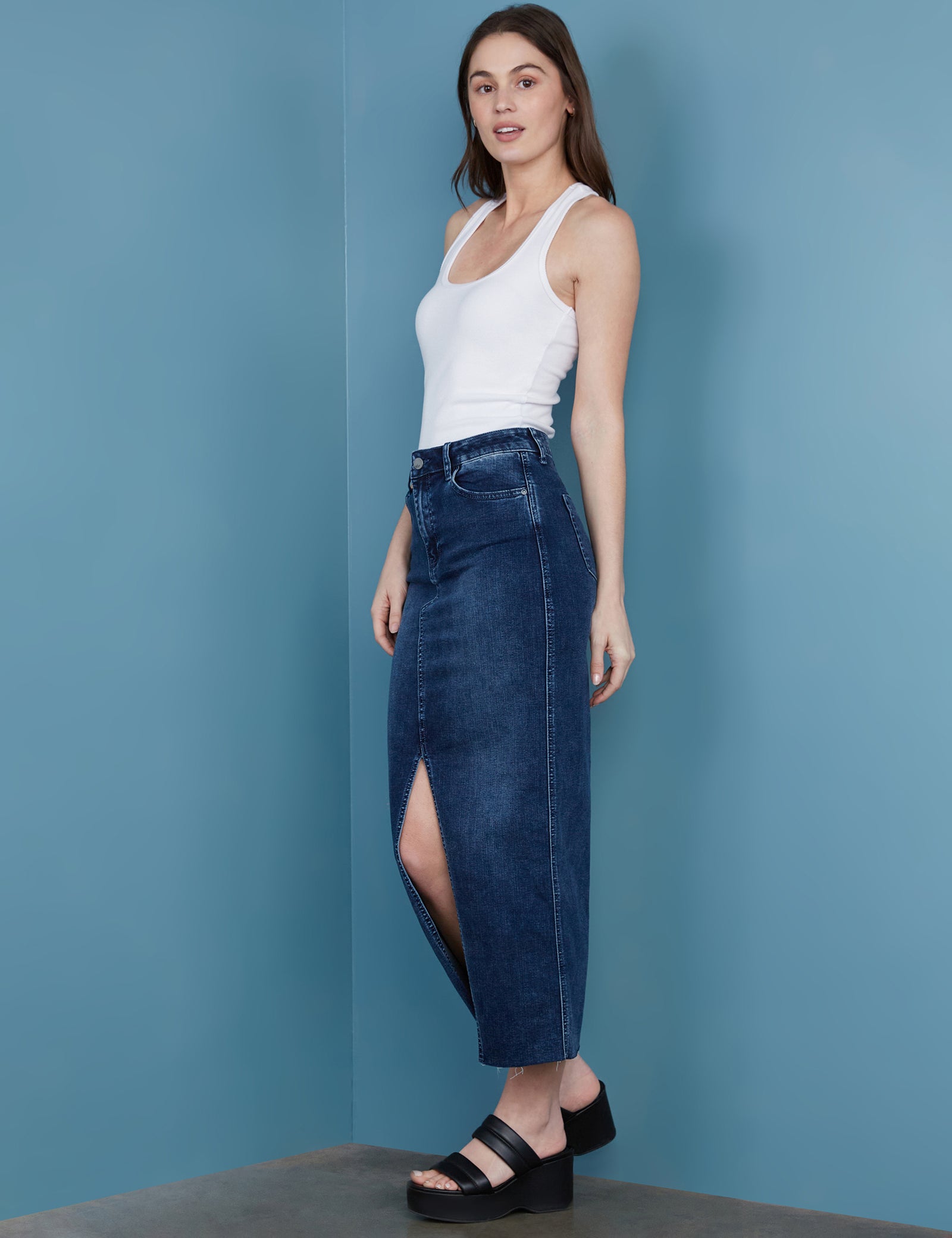 Women's Front Slit Classic Denim Midi Skirt - Billy T – billytshop