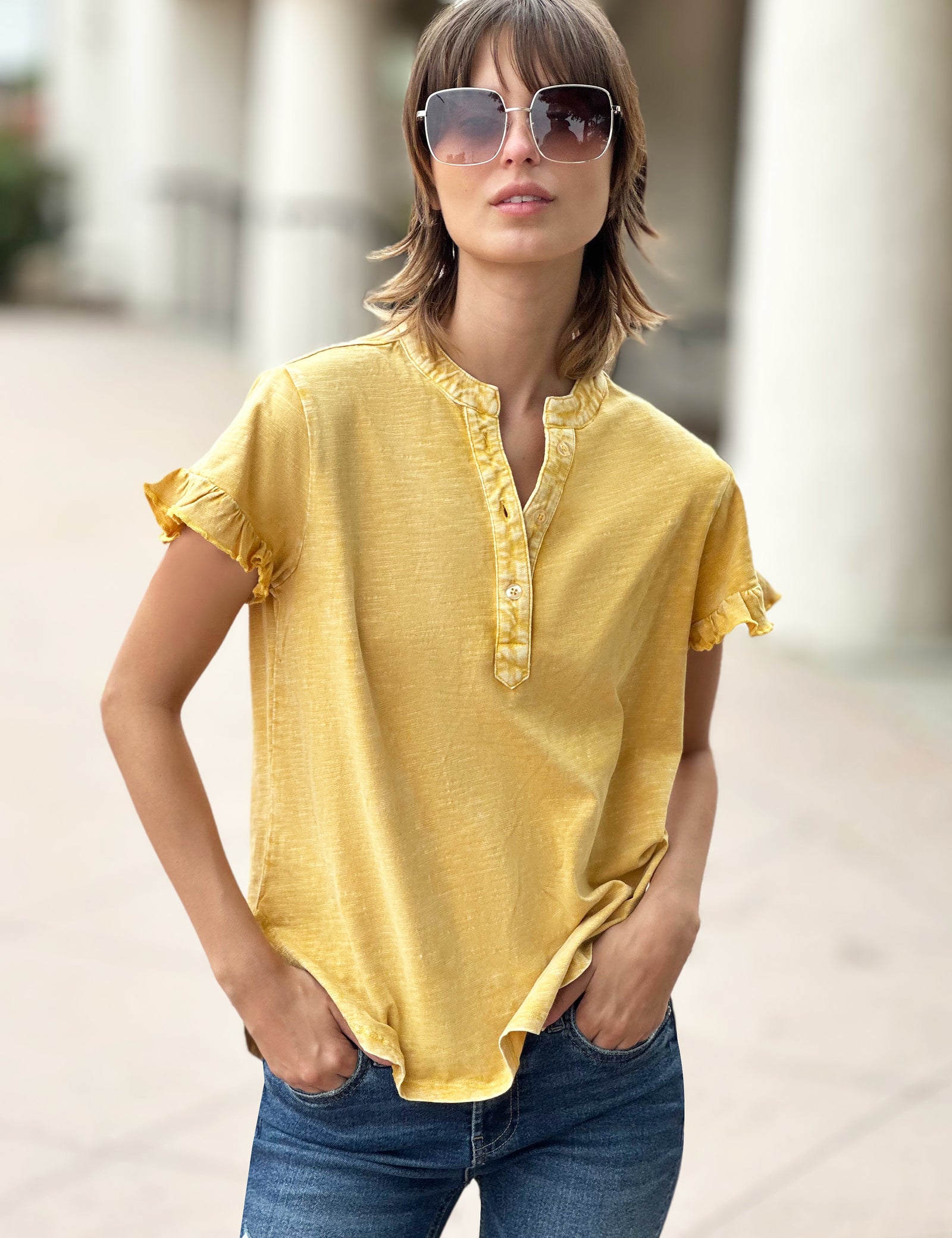 Women's Ruffle Henley Tee in Cotton – Billy T – billytshop