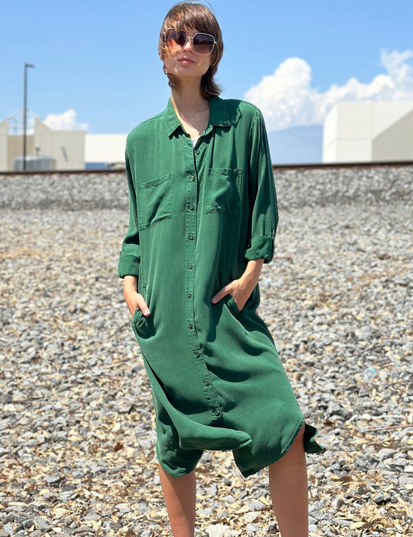 Women's Hi-Lo Chill Out Shirtdress in Rich Green Front View