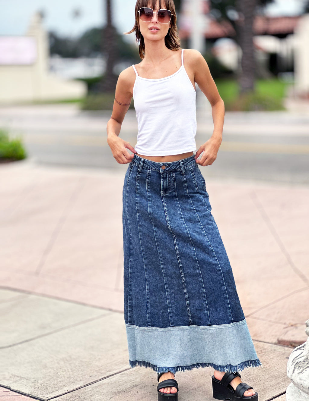 アパルトモン Denim Maxi Skirt WL1425SPBDRKv4_1024x.jpg?v=