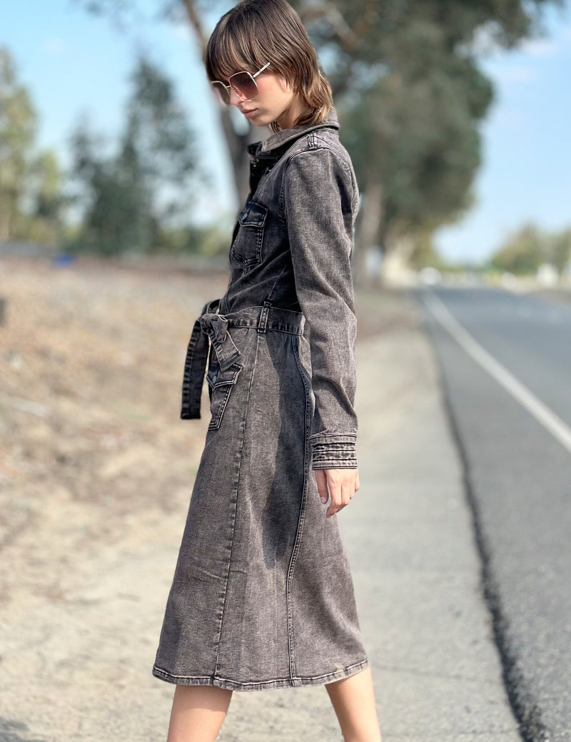 Women's Cargo Pocket Long Sleeve Denim Dress Side View